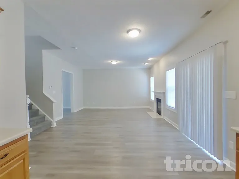 2990 Parkview Dr — Photo 5