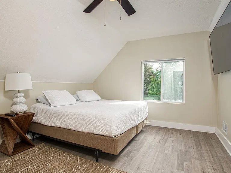 1102 White Ave NW — Photo 21