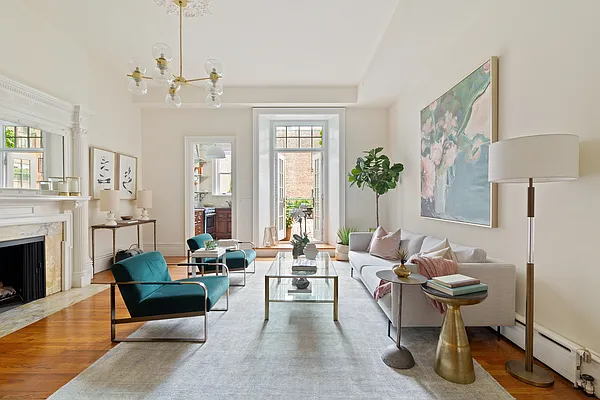 Sold by Compass | media 1