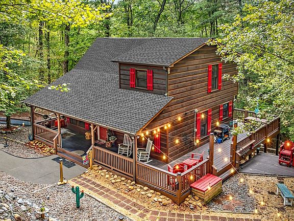 2nd image of 1301 Newport Drive