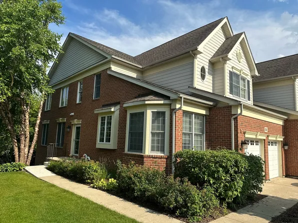55 Harborside Way, Hawthorn Woods, IL 60047