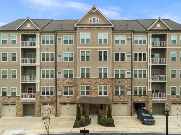 3412 Angelica Way #402, Frederick, MD 21704