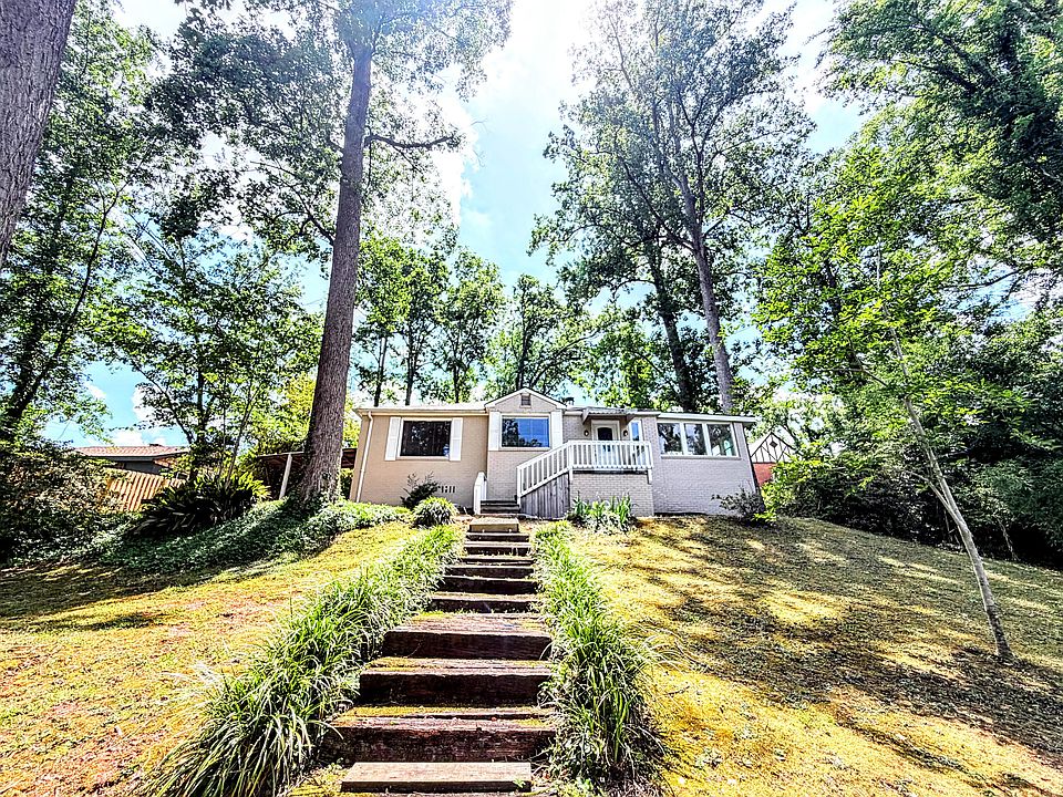 1st image of 2312 Laurel Lane
