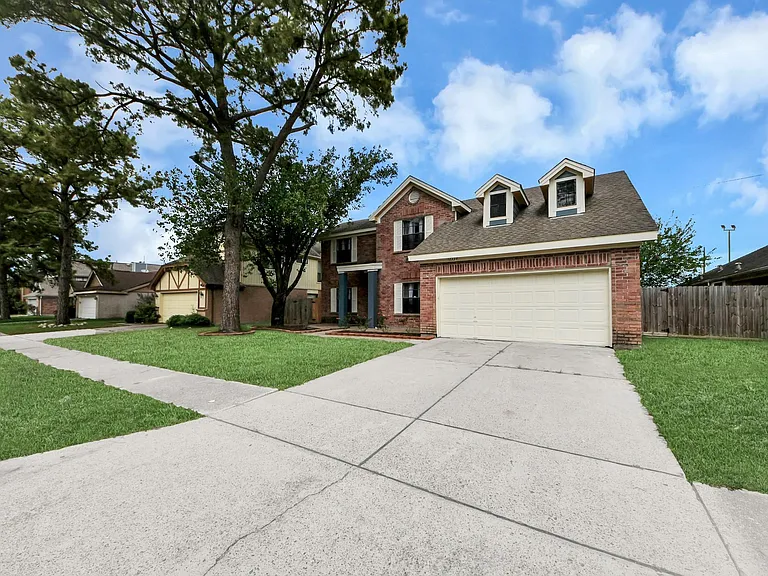 12334 Misty Laurel Dr — Photo 46