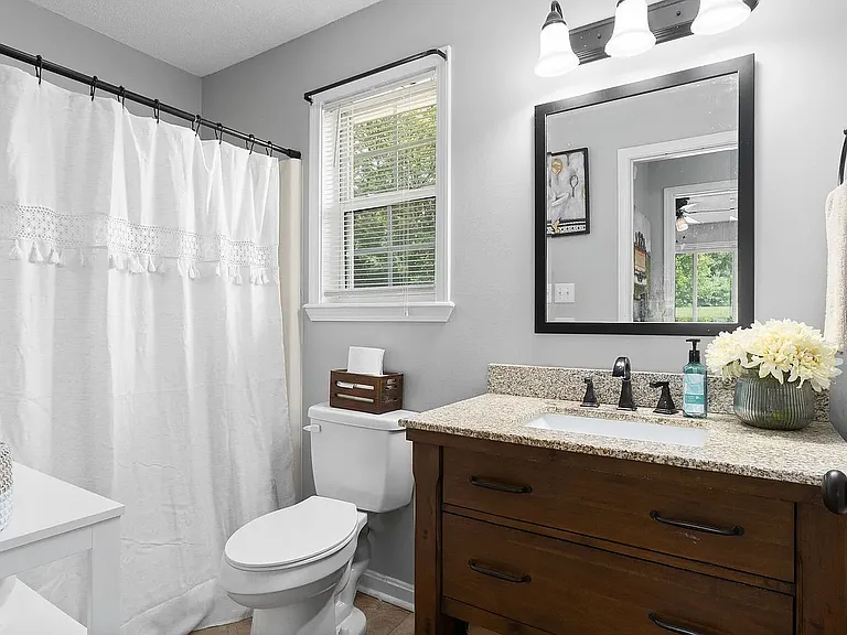 121 Candy Dr — Photo 14