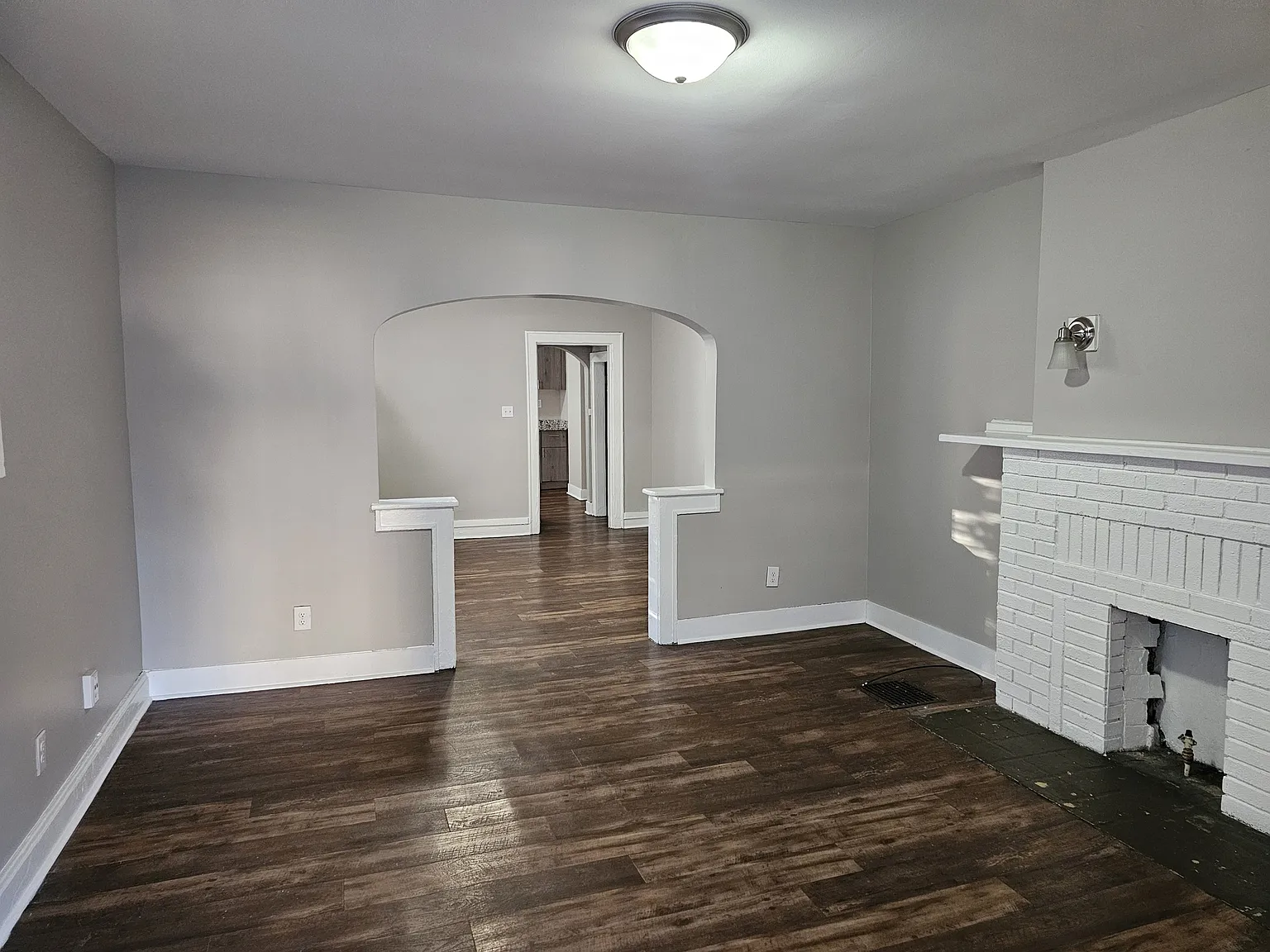 989 East 15th Avenue, Columbus, OH 43211 — Photo 2