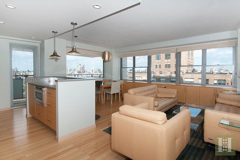 1st image of 15 W 72nd St APT 21B