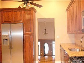 2nd image of 5 Sparrow Ln