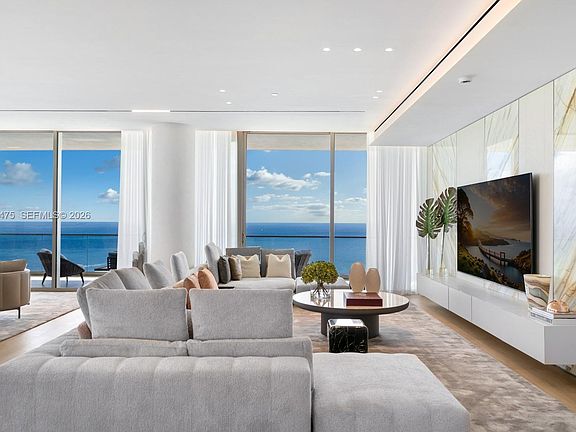 4th image of 10203 Collins Ave #Lph 2701
