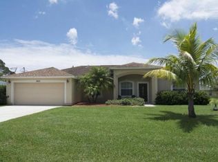 2221 SE Lucca St, Port Saint Lucie, FL 34952