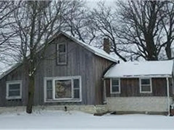 202 Cedar St, Onslow, IA 52321