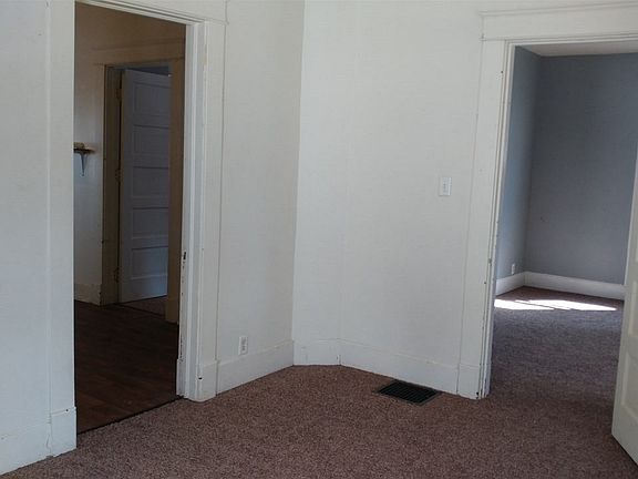 5th image of 1833 N 13th St