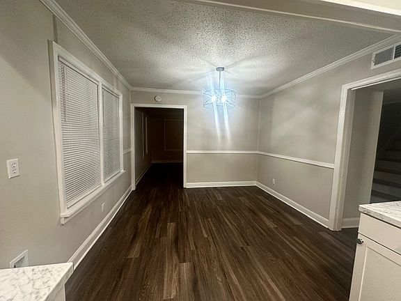 5th image of 81 E Fernwood Ave