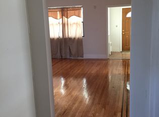 2732 Hering Ave, Bronx, NY 10469