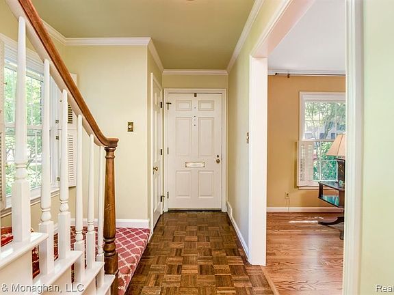 3rd image of 569 Notre Dame St #13