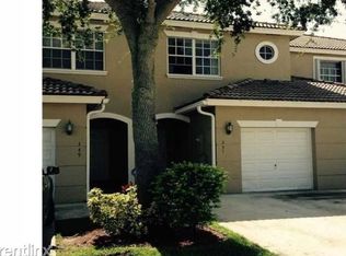 212 SW 120th Ave, Pembroke Pines, FL 33025
