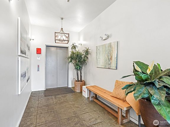 3rd image of 500 Elliott Avenue W #405