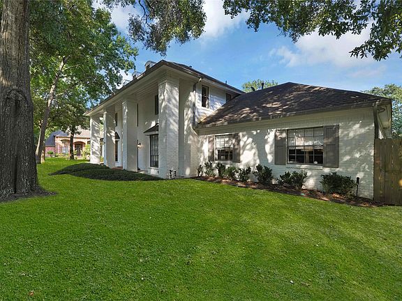 2nd image of 2210 Sunshine Point Dr