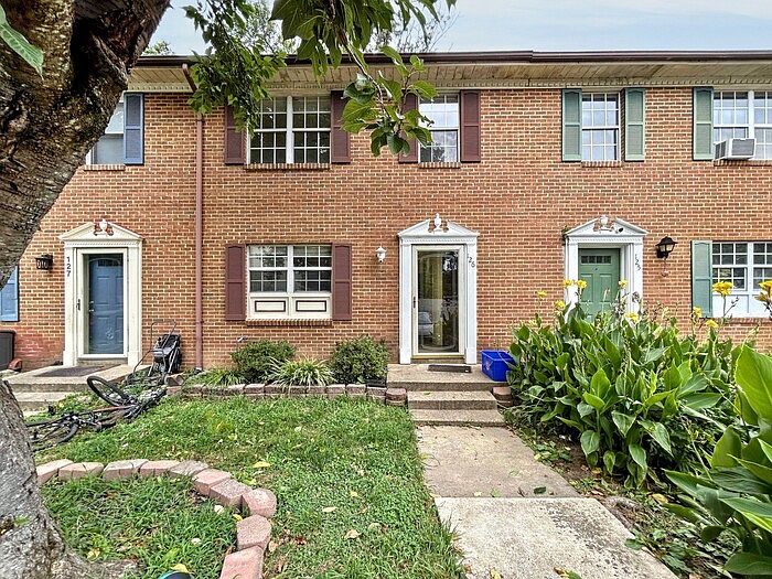 1st image of 126 Kings Mill Dr