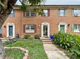 126 Kings Mill Dr, Fredericksburg, VA 22401