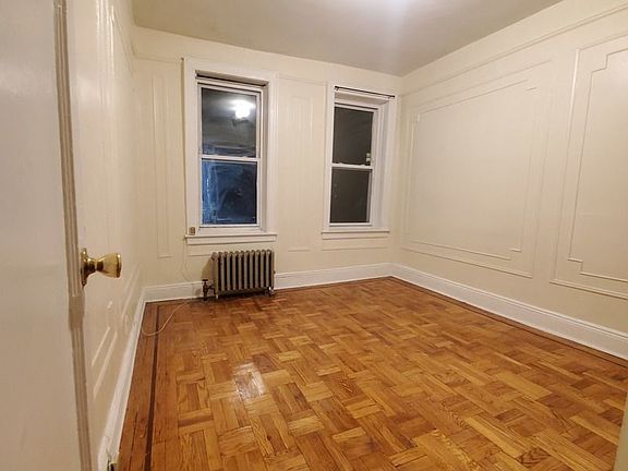 3rd image of 1509 E 34th St Floor 1