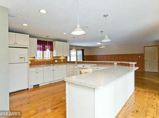 2086 Morgan Frederick Grn, Cross Junction, VA 22625