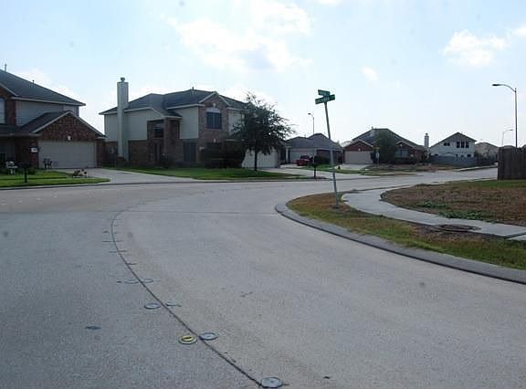3rd image of 15939 Breanna Ln