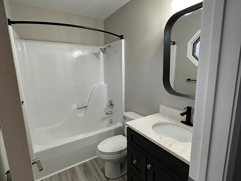 2607 W Village Ter — Photo 5