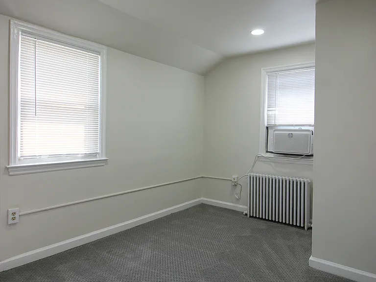 3719 Kemper Rd — Photo 16