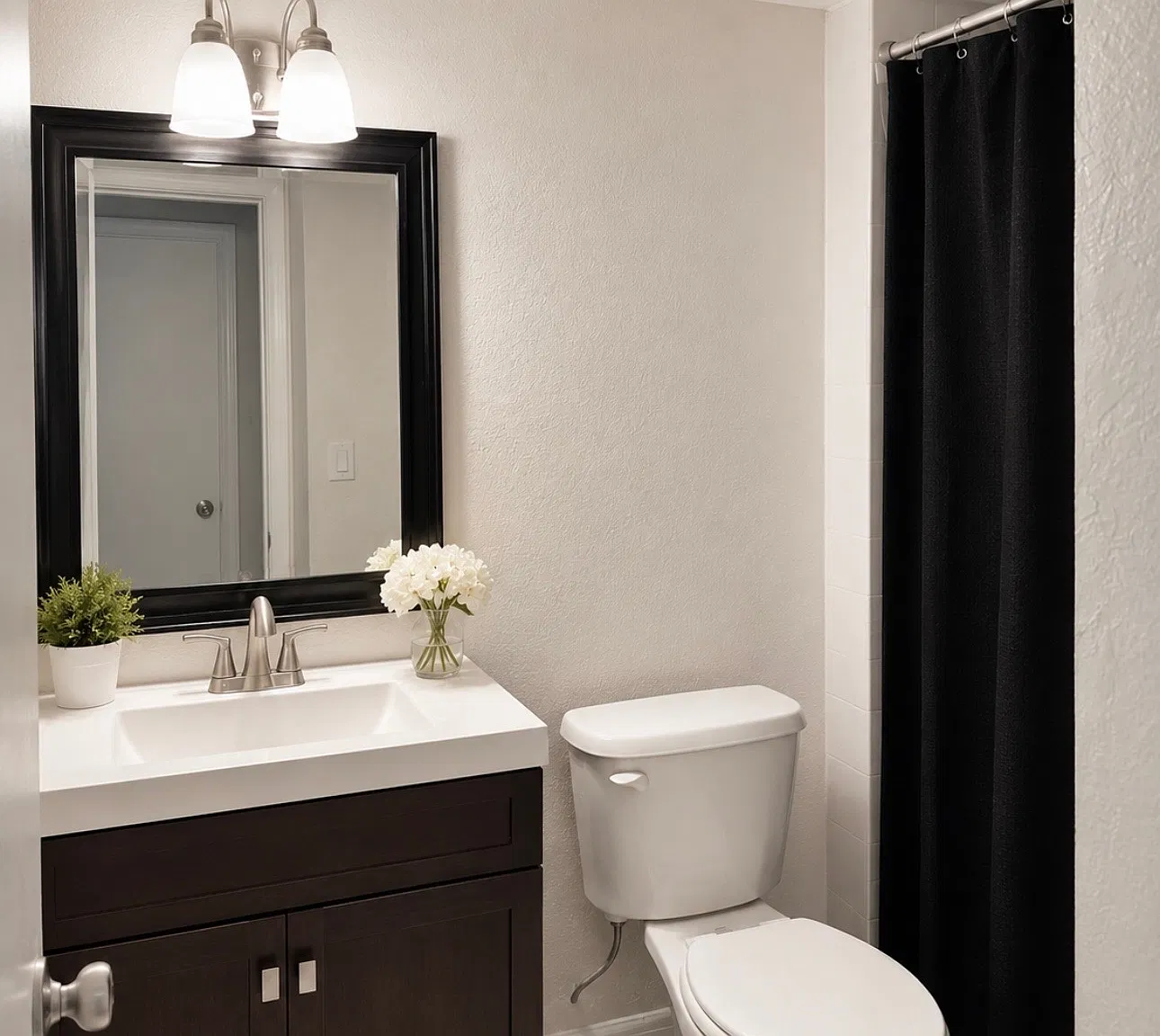 2 bed, 1252 sqft, $1,850 — Photo 3