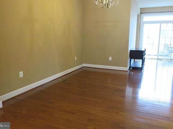 4th image of 16706 Shackleford Way