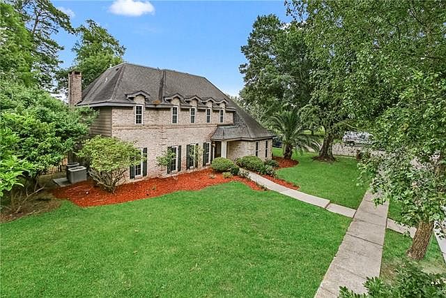 1st image of 3660 White Oak Ave