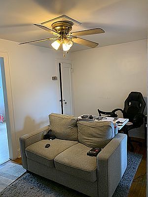 4th image of 20-56 33rd St #2