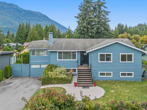 40185 Kintyre Dr, Squamish, BC V8B 0J6