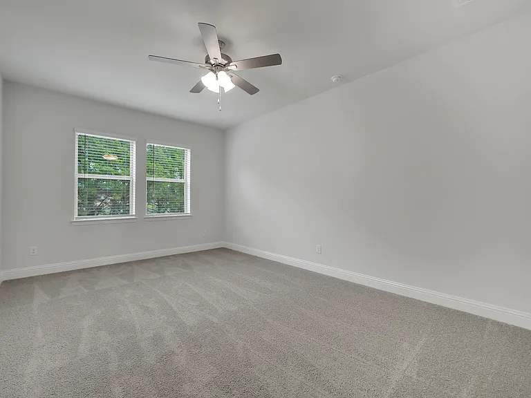 7929 Bayside Dr — Photo 24