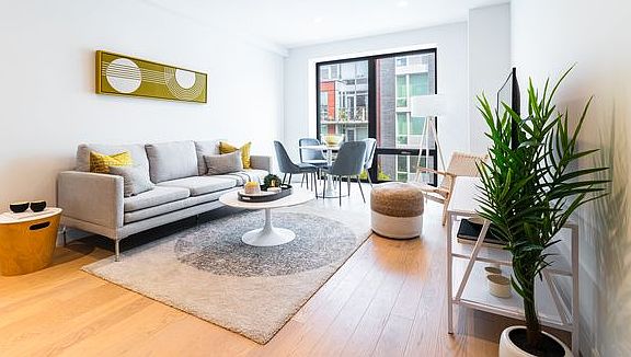 3rd image of 442 E 13th St #42