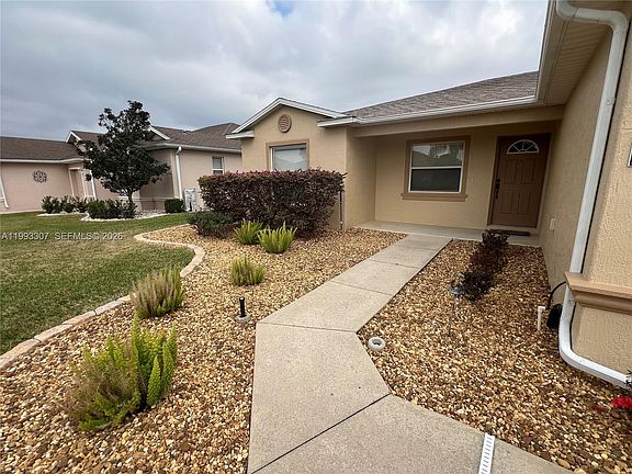 3rd image of 1679 SW 156th Ln