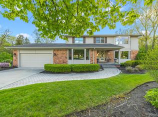 31255 Stonegate Ct, Farmington Hills, MI 48331