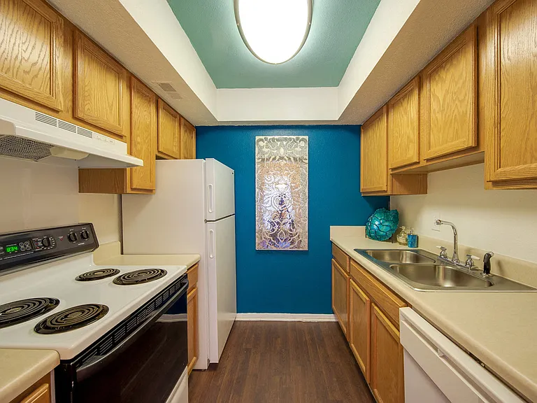Quail Ridge Apartments — Photo 8