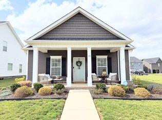 141 Hardinberry St, Oak Ridge, TN 37830