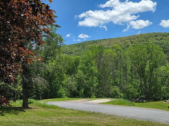 2nd image of 133 Turk Hollow Rd