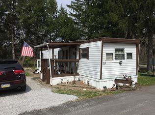 13 Elmbrook Country Ct #D, Beaver Falls, PA 15010