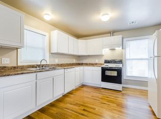109 N 9th St #2, Manhattan, KS 66502