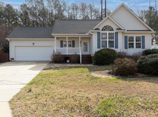 116 Crossfire Rd, Holly Springs, NC 27540