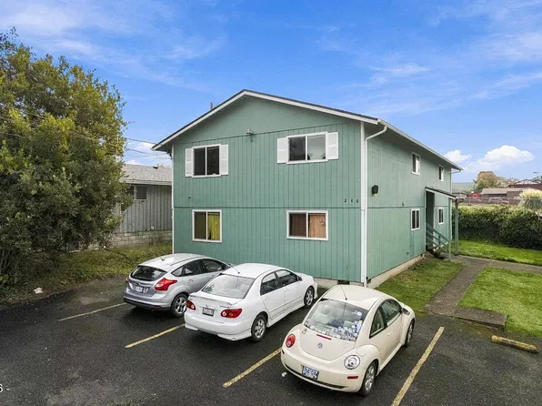 246 NE 3rd St, Newport, OR 97365
