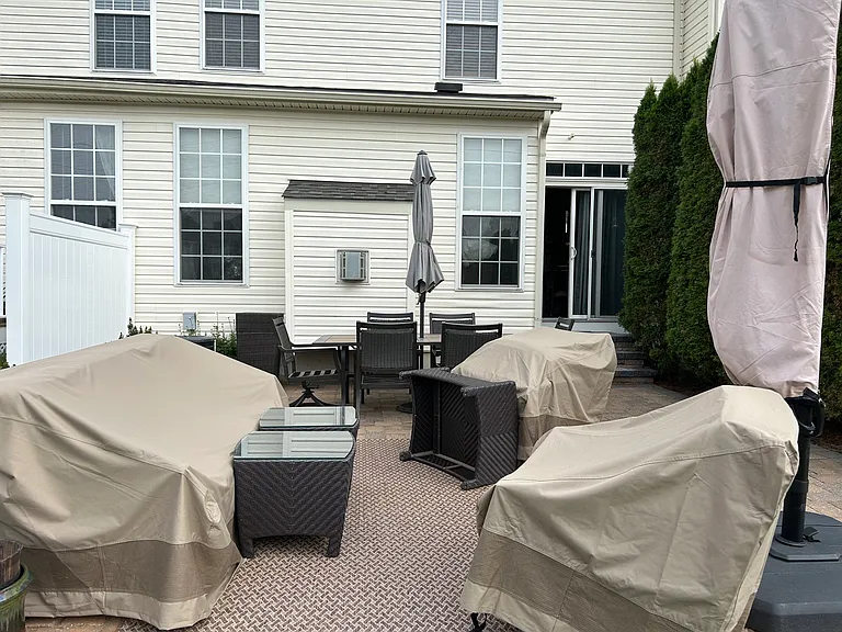 Backyard paver patio