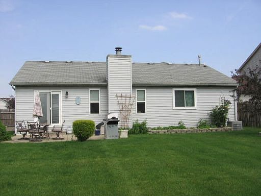 3rd image of 48939 Pine Glen Dr