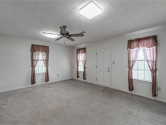 4th image of 203 Wadsworth