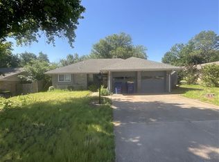 823 E Will Rogers Dr, Stillwater, OK 74075