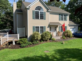 47 Violet Rd, Rocky Point, NY 11778